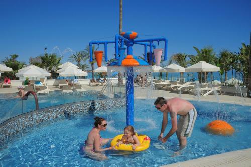 Nelia Beach Hotel & Spa