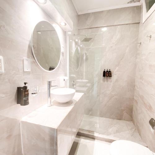 Badkamer, Hotel Lujan in Piriapolis