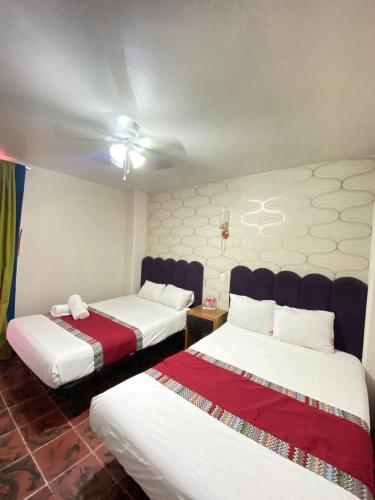 room detail thumbnail 2
