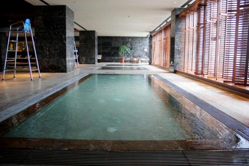 558456182 Crowne Plaza Hefei by IHG