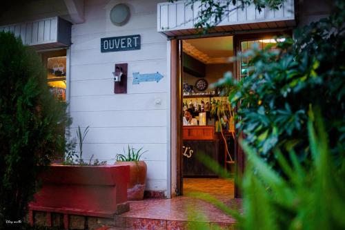 L'anis Etoilé - Hôtel Restaurant (L'anis Etoile - Hotel Restaurant) in Antsirabe