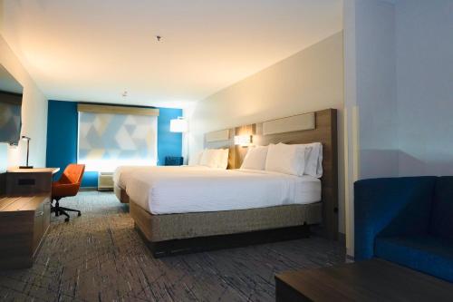 Holiday Inn Express & Suites - Smithfield/Selma, an IHG Hotel