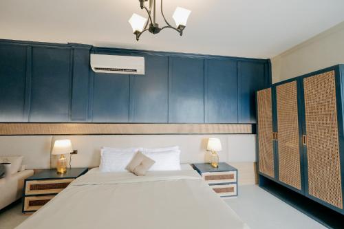 Bellissimo Minolos Room Type - King Suite with Sea View