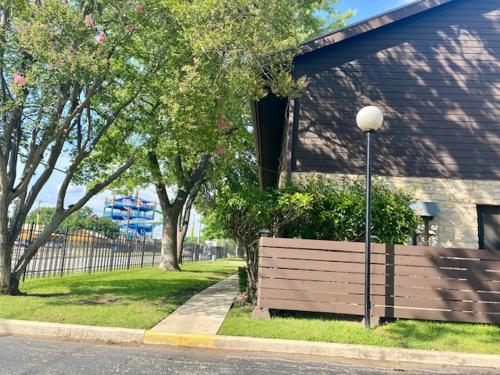 Condo de Comal CW C101 - image 2