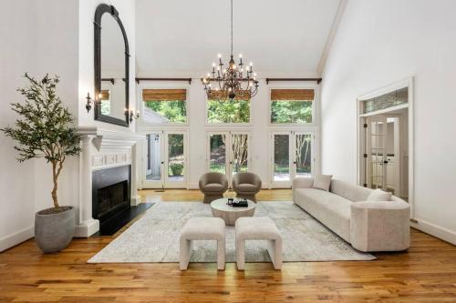 Atlanta Elegant Estate in Sandy Springs, USA