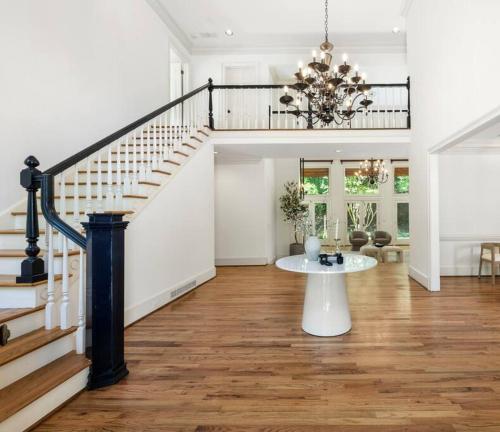 Atlanta Elegant Estate in Sandy Springs, USA