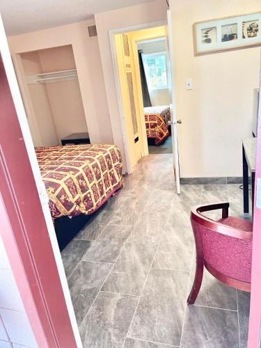 Royal Lodge – Coalinga, CA