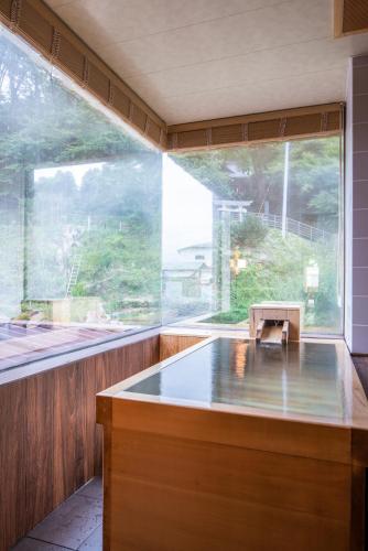 Superior Japanese-Style Room