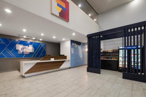 Holiday Inn Express Sebring By IHG - 숙소 외관
