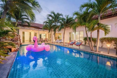 Majestic Residence Pool Villa 4 Bedrooms Private Beach