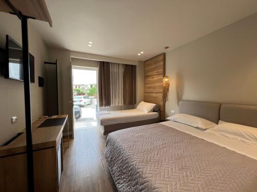 Sofo Hotel Dhermi - image 12
