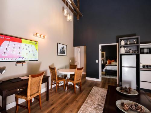 Celtis Manor Guesthouse - image 5