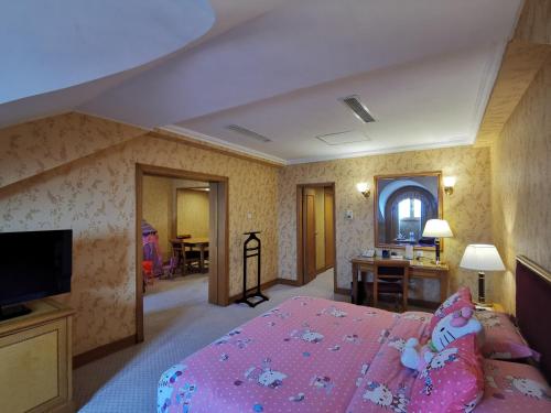 Parent-child suite image 2