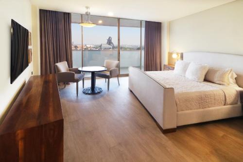 Premium Room image 2