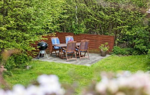 Amazing Home In Augustenborg