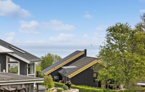 Amazing Home In Augustenborg