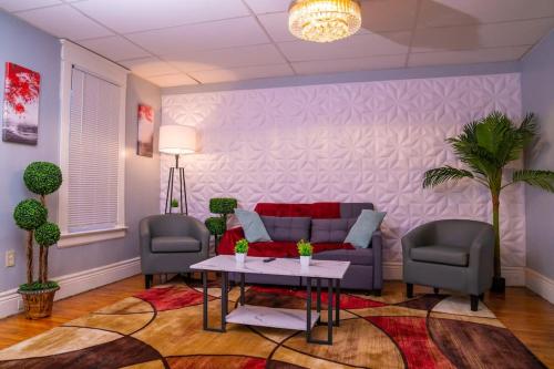 Cozy Central First Fl Apt~North Buffalo near Falls in Buffalo, Vereinigte Staaten von Amerika
