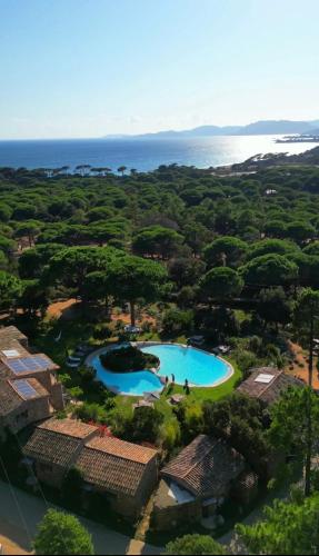 Hôtel Ambassador Palombaggia - image 4