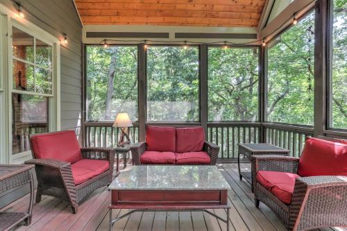 Stars Align Cottage - Relaxing Hot Tub Comfy Outdoor Seating More