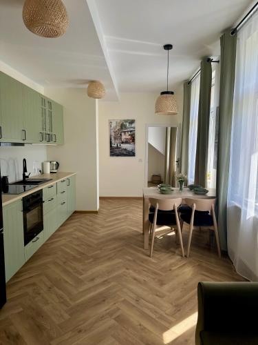 O4 Apartments