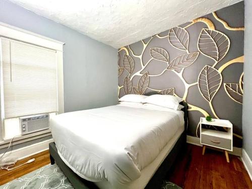 KING Bed Cozy First Floor Apt 25Mins to Falls near Buffalo Zoo