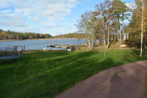 Svinö Seaside Villa - image 9