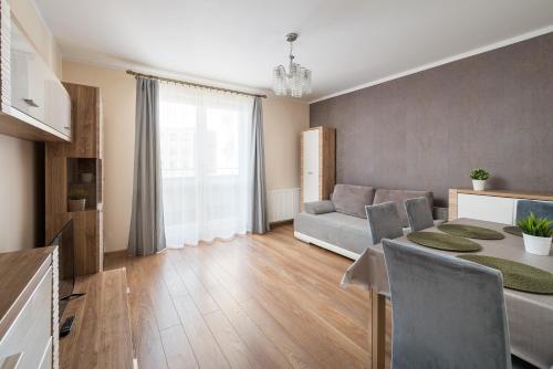 Wola Radziwie Homely Apartment