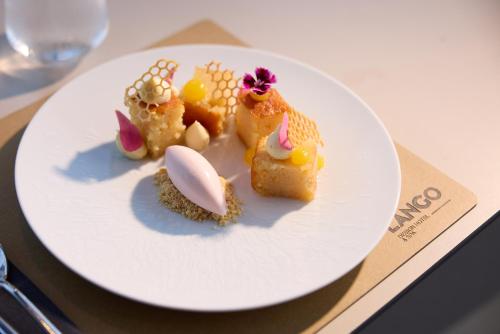 Lango Design Hotel & Spa Adults Only - image 8