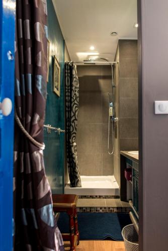 ห้องน้ำ, Camera et Caetera Chambres d'hotes B&B in รูเบ