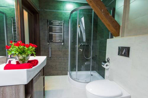 One-Bedroom Apartment with Mountain View (6 Adults)