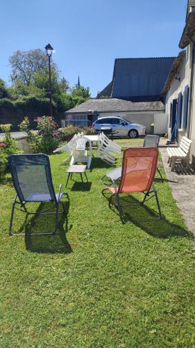 Maison plain pied, 2 chambres, longère typique , fraiche, dans bourg avec tous commerces - Location saisonnière - Luçay-le-Mâle