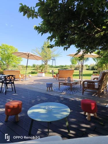 A szálláshely kívülről, Hotel-Restaurant La Belle Poule - Contact Hotel in Rochefort