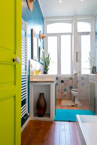 ห้องน้ำ, Camera et Caetera Chambres d'hotes B&B in รูเบ