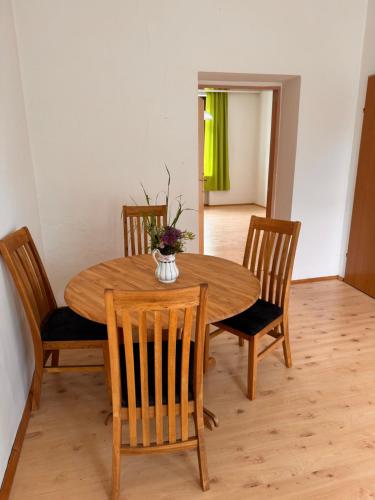 Apartment Pauline mit Balkon und Internet - Location saisonnière - Knittelfeld