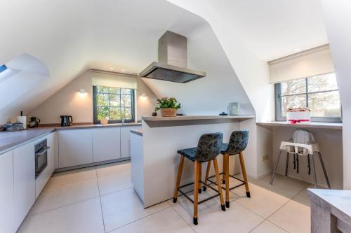 Konyha, Hoeve den Akker - luxueuze vakantiewoning met privétuin nabij Brugge (Hoeve den Akker - luxueuze vakantiewoningen met privetuinen en alpaca's nabij Brugge, Damme, Knokke,) in Damme