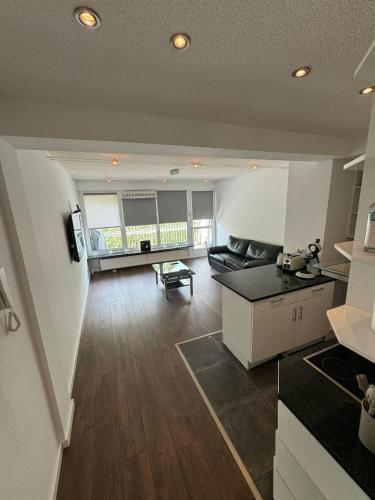 Loft living Appartement am Hohenzollernring, Cologne (photo 3)