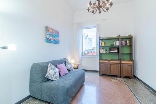 GuestHost - Genova San Fruttuoso Vintage & Roomy Flat, Janov (fotografie 8)