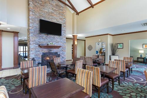 Staybridge Suites-Knoxville Oak Ridge, an IHG Hotel