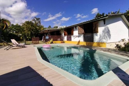 Villa Oasis Piscine privée et détente à 15 min des plages
