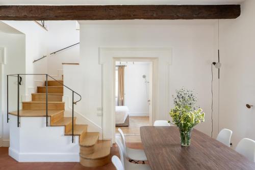 iFlat Trastevere Stylish 4 Bedroom Penthouse, Rome (photo 5)