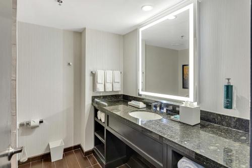 Hilton Miami Downtown - image 5