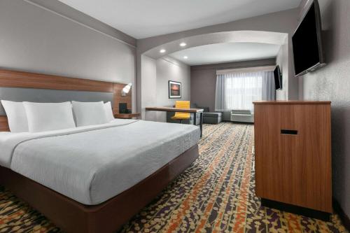Executive King Room