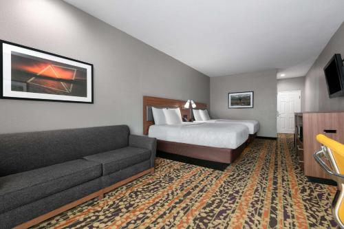 Sleeps 7