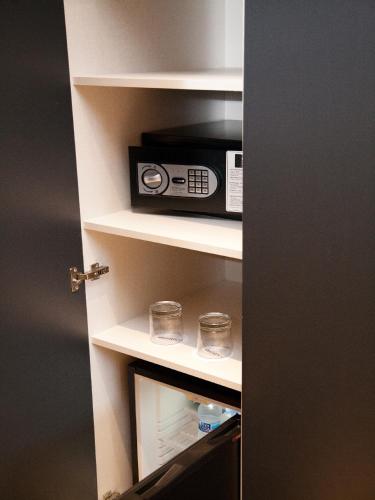 Facilities, Hotel Ambit Barcelona in Barcelona