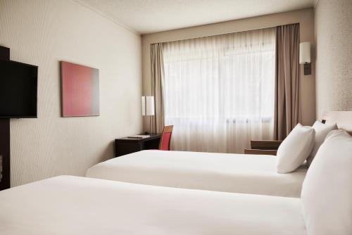 room detail thumbnail 0