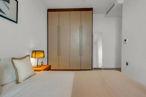 Avant Garde Apartments by TheSqua.re - image 14