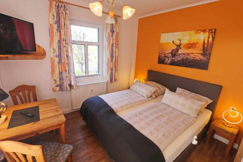 1 queen bed