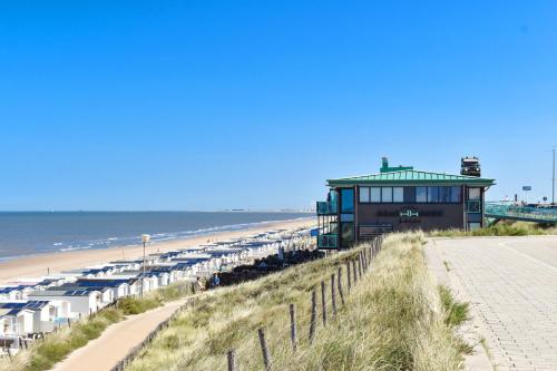 Beachhouse Hotel - main image