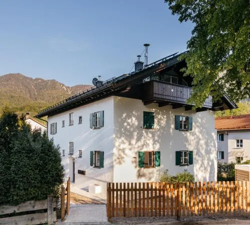 Haus Herzogstand - Ferienwohnungen in Kochel am See in Kochel, Deutschland
