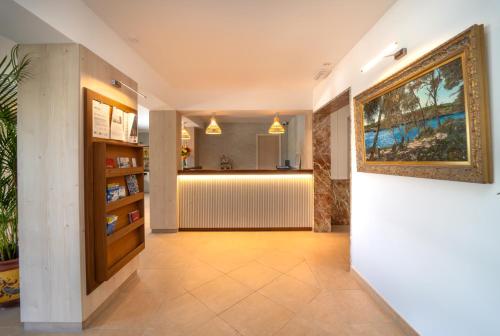 Hotel Playa Mondrago
